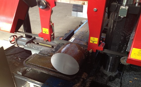 蒲江卧式带锯床加工时出现明显振荡如何排查？